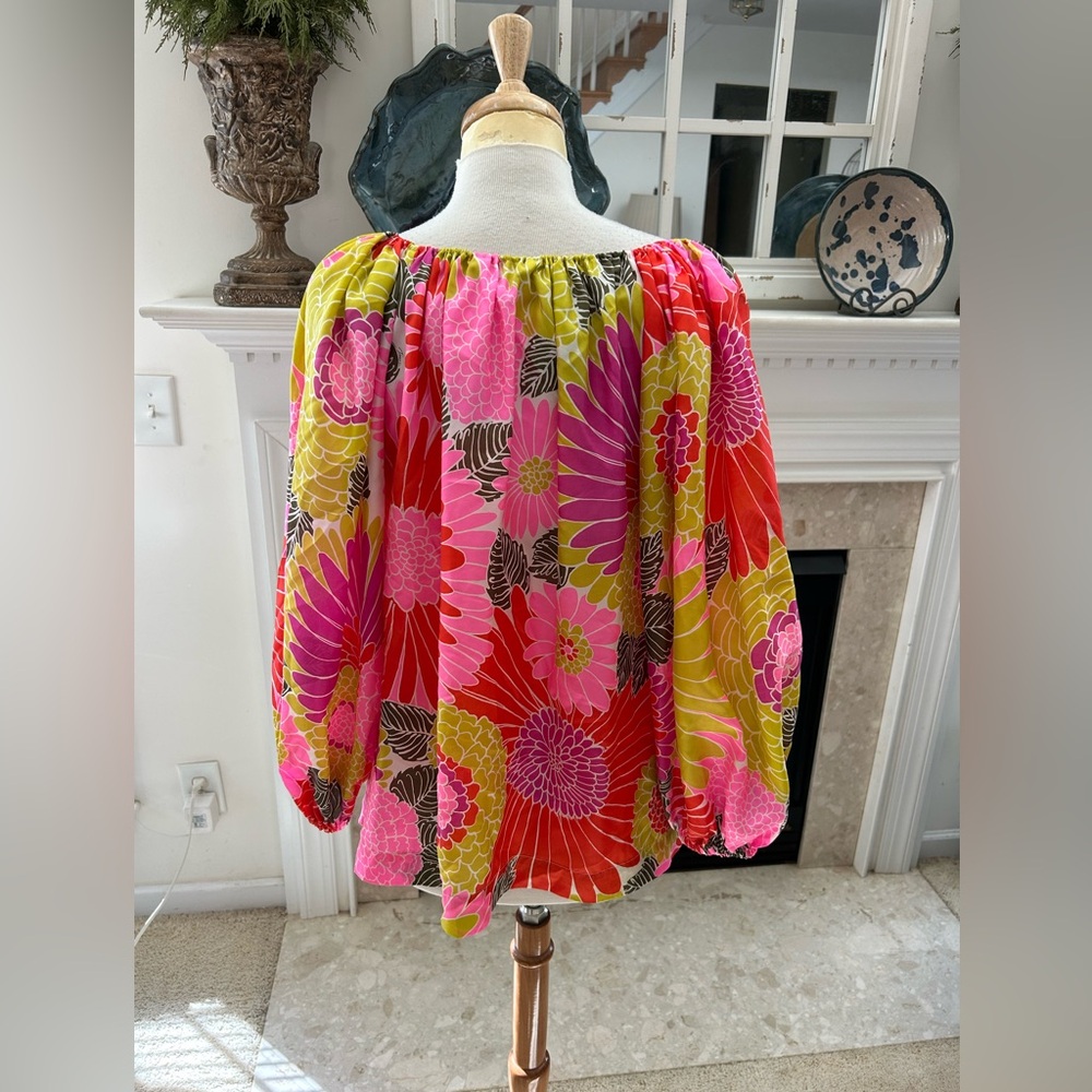 Trina Turk Vibrant Floral Exaggerated Sleeve Top - Picture 6 of 11